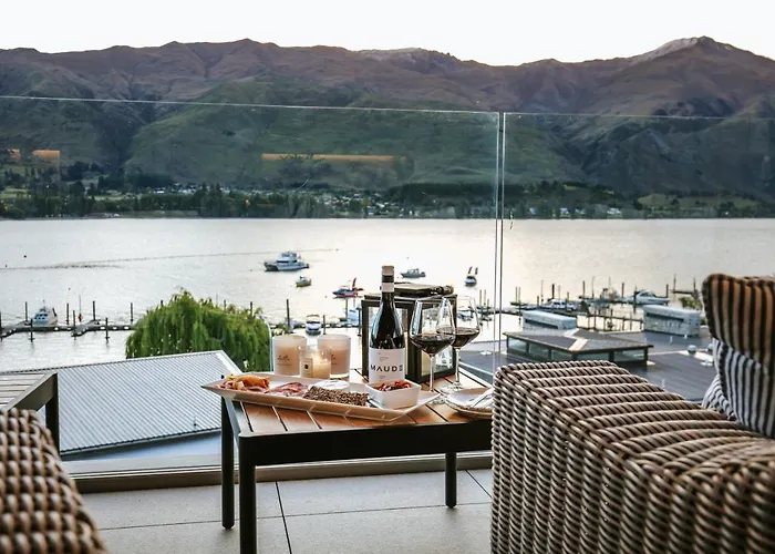 Nautilus Penthouse - Sleeps 8 - Lakefront - Walking Distance To Appartement