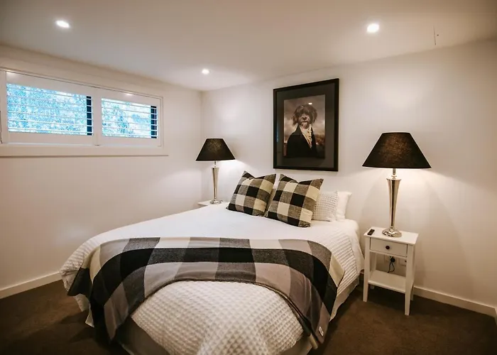 Nautilus Penthouse - Sleeps 8 - Lakefront - Walking Distance To Appartement Wanaka